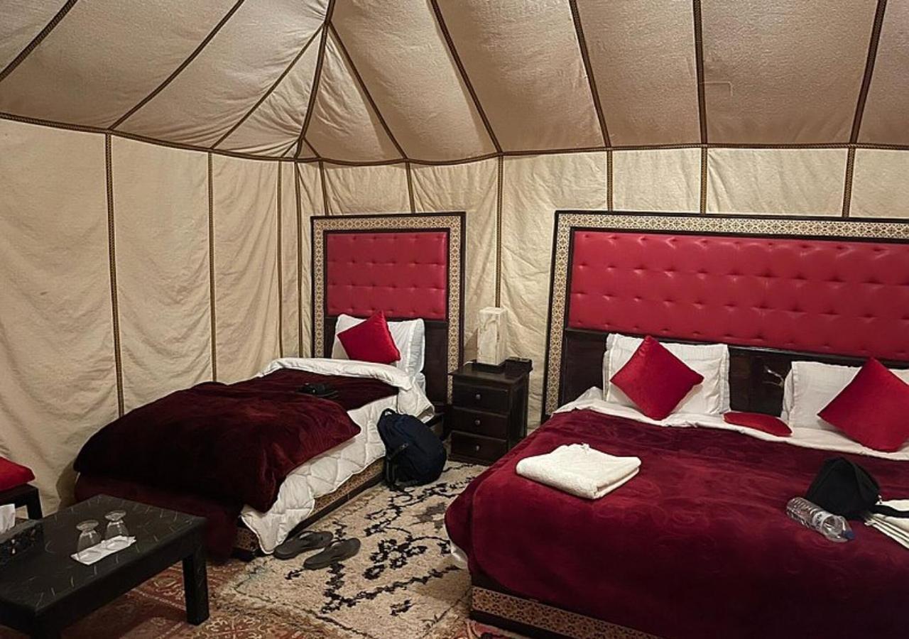 Amazing Luxury Camp Hotel Merzouga Bagian luar foto