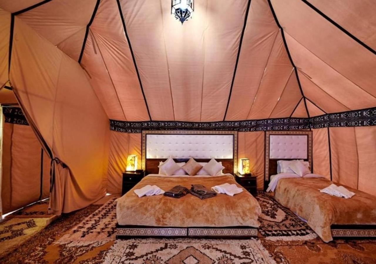 Amazing Luxury Camp Hotel Merzouga Bagian luar foto