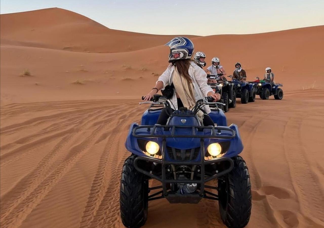 Amazing Luxury Camp Hotel Merzouga Bagian luar foto