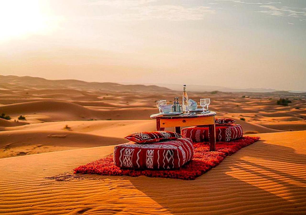Amazing Luxury Camp Hotel Merzouga Bagian luar foto