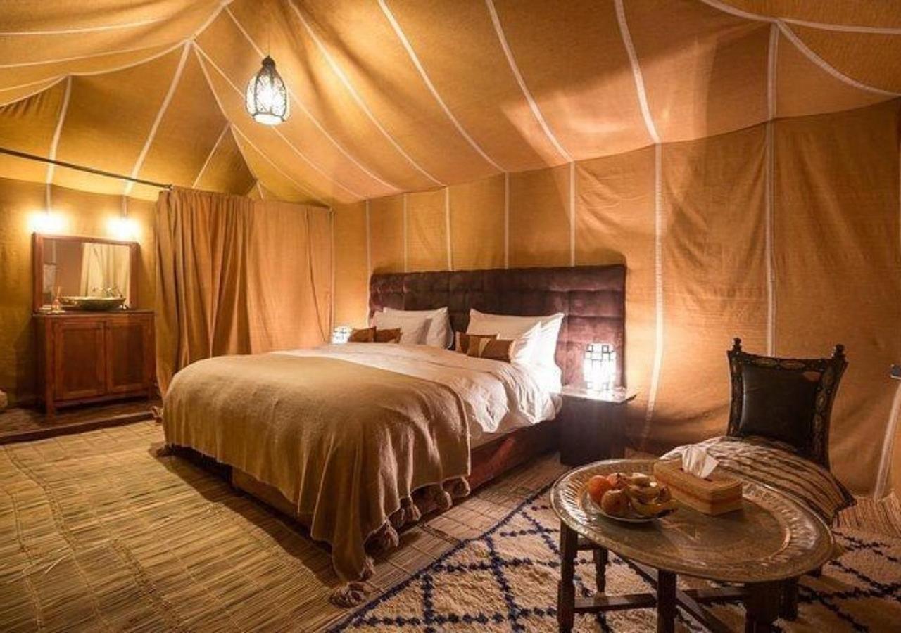 Amazing Luxury Camp Hotel Merzouga Bagian luar foto