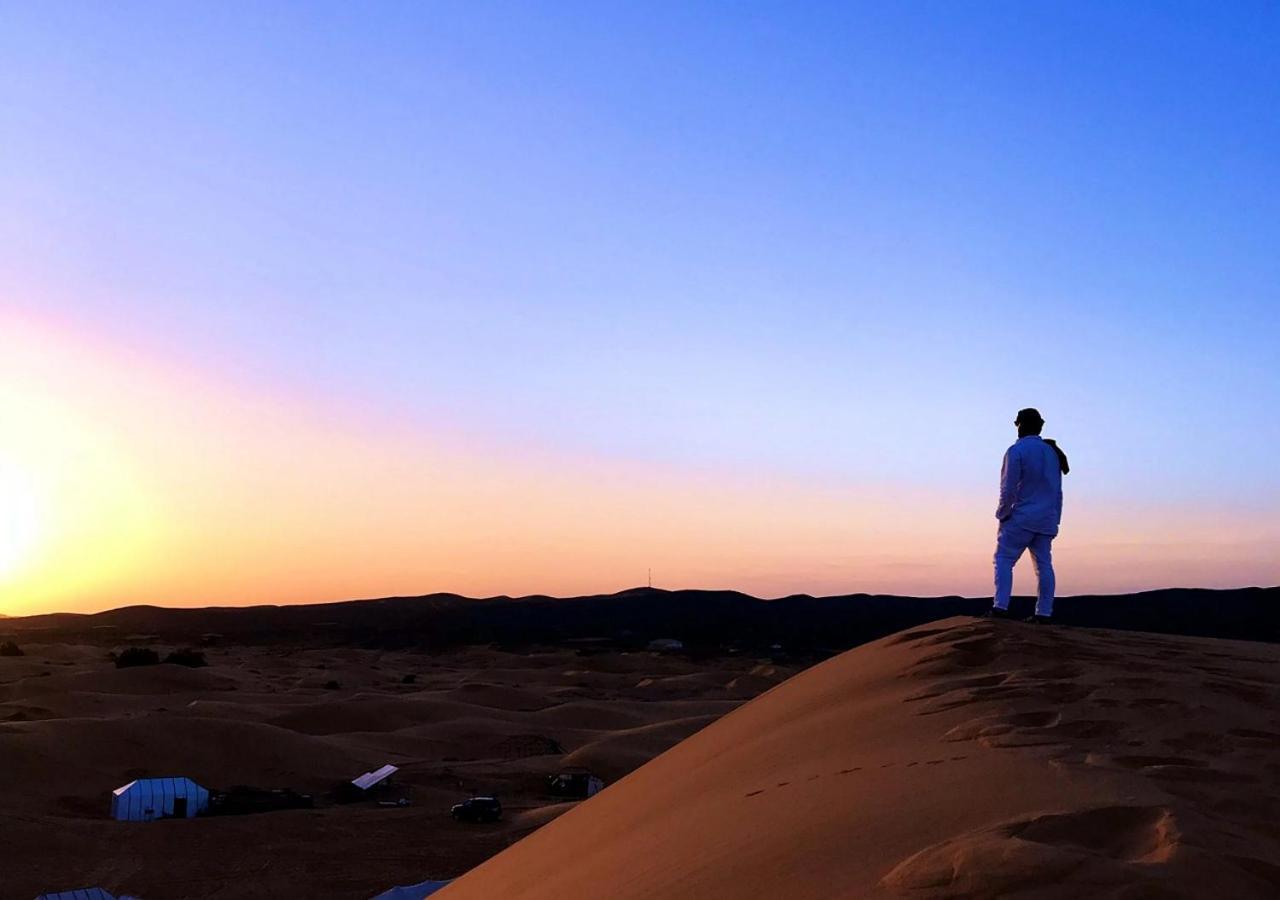Amazing Luxury Camp Hotel Merzouga Bagian luar foto